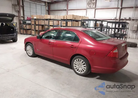 2012 Ford Fusion Hybrid z USA, uszkodzony, nr VIN 3FADP0L39CR288484